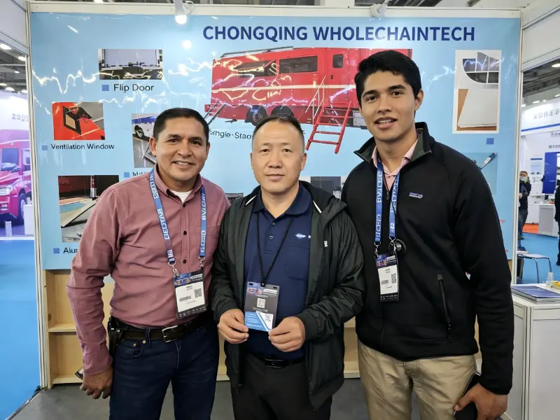 Whole Chain Tech သည် ExpoTransporte ANPACT 2025 တွင် Truck Upfit Solutions ကို တင်ဆက်ပါသည်။