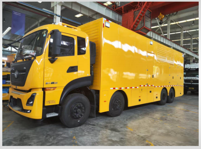 Chongqing Wholechaintech သည် စိတ်ကြိုက် ပါဝါထရပ်ကားအား ပြန်လည်ဖြည့်တင်းသည့် အကွက်များကို အောင်မြင်စွာ ပေးအပ်ပြီး အဆုံးမှ အဆုံးအထိ စိတ်ကြိုက်ထုတ်လုပ်နိုင်စွမ်းကို ပြသခြင်း